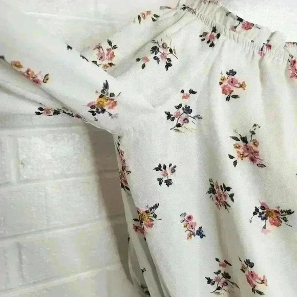 Arizona women's long sleeve cropped floral blouse size medium - Picture 6 of 8